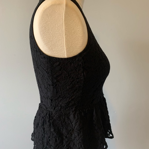 JCrew sleeveless lace top in black - Picture 2 of 4